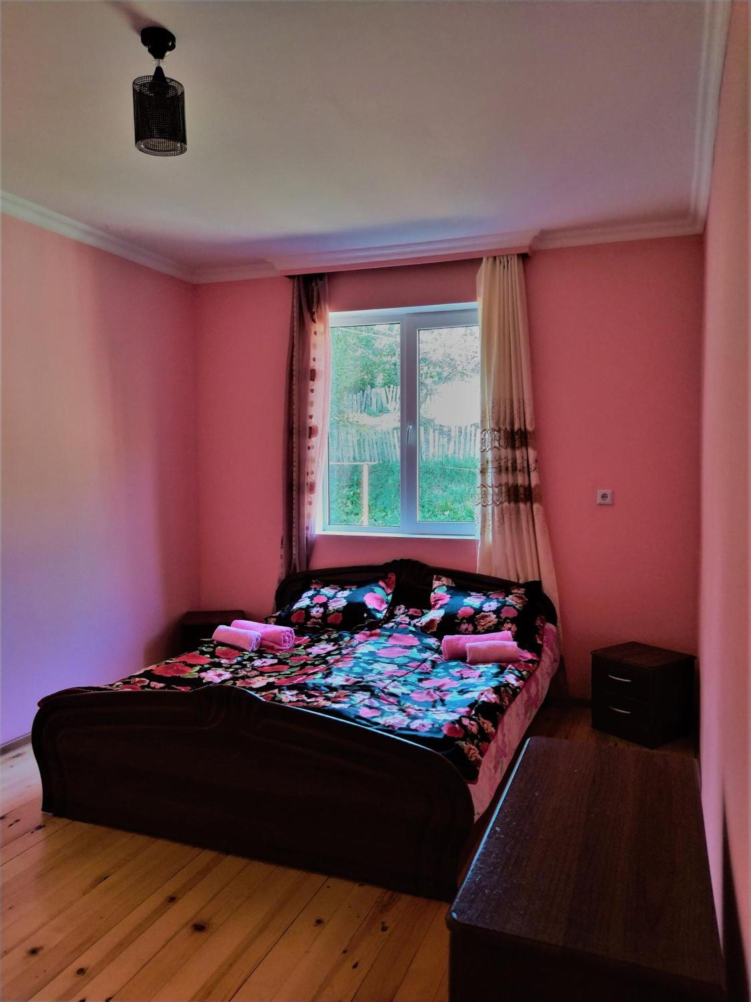 Gujejiani Guest House เมสเตีย ภายนอก รูปภาพ