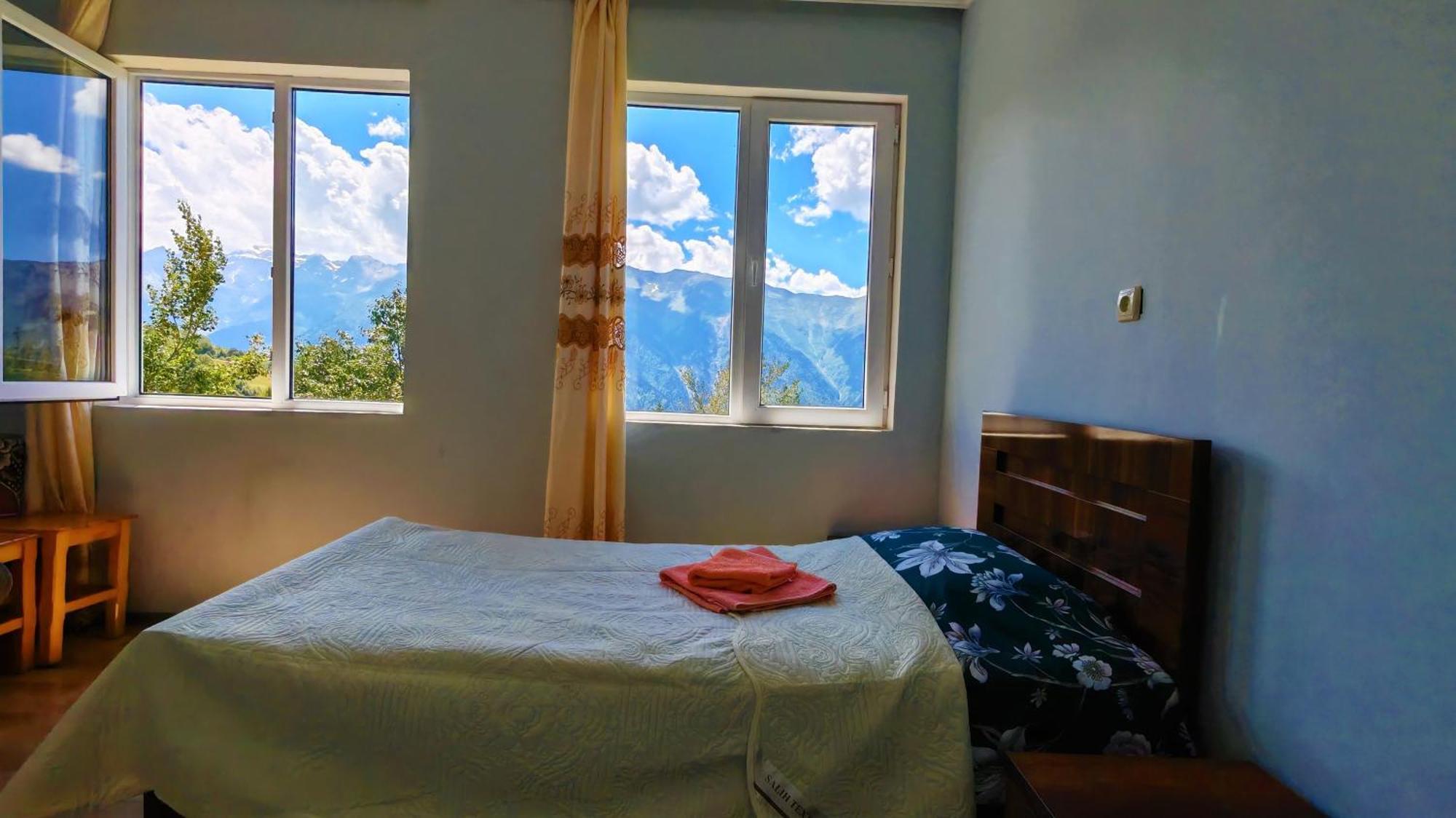 Gujejiani Guest House เมสเตีย ภายนอก รูปภาพ